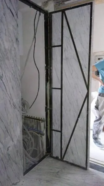 Ревізійний люк-невидимка під плитку — приклад монтажу ProfiLuki
